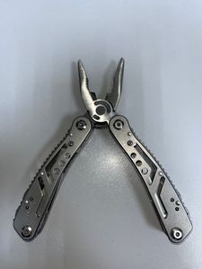 Б/у Мультитул Jeep stainless 2cr 01-200833628