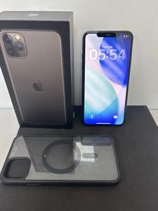Б/в Мобільний телефон Apple iphone 11 pro max 64gb 01-200833742