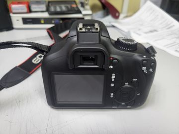 Б/в Фотоапарат Canon eos 4000d + ef-s 18-55 1:3.5-5.6 iii 01-200840493