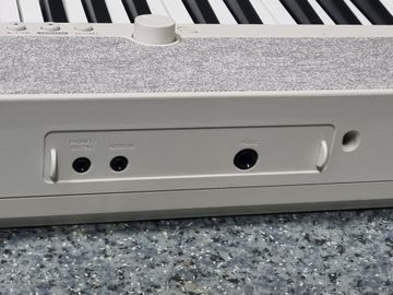 Б/в Синтезатор Casio ct-s1 we 01-200840821