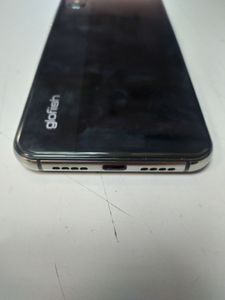 Б/в Мобільний телефон Glofiish gpad u 16gb 01-200843425