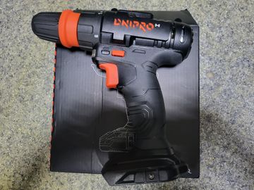 Б/в Шурупокрут Dnipro-M cd-218q 1акб 4ah зп 01-200853772