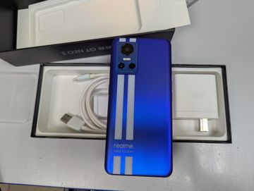 Б/в Мобільний телефон Realme gt neo3 8/128gb 80w 01-200880596