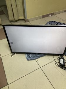 Б/у Телевизор Samsung ue32j4500 01-200885950