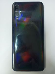 Б/в Мобільний телефон Samsung galaxy a50 sm-a505fn 4/64gb 01-200893801