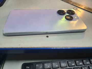 Б/у Мобільний телефон Tecno spark go 2024 3/64gb 01-200899646