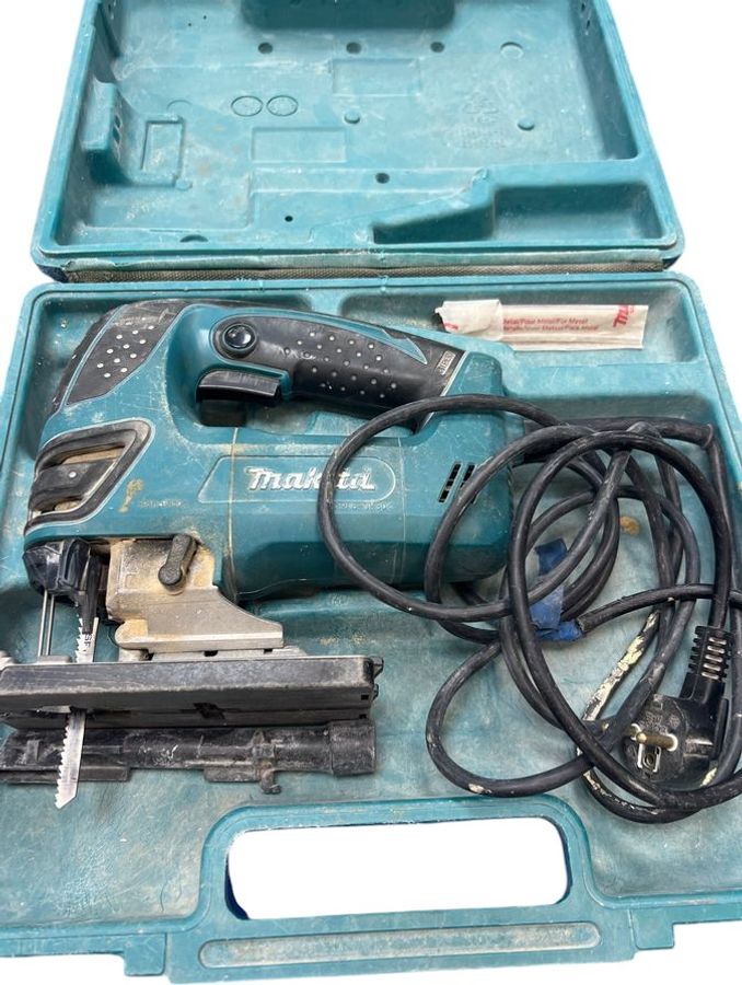 Makita 4350ct