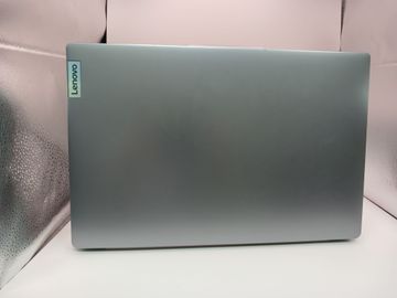 Б/в Ноутбук Lenovo 15/ryzen 3 7320u ddr5/8gb ddr5/hdd *відсутній/ssd 240 gb/*інтегрована 01-200912021