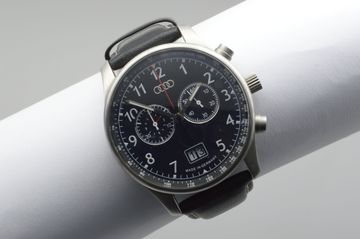 Б/у Часы Audi chrono 01-200919564