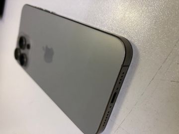 Б/в Мобільний телефон Apple iphone 15 pro max 256gb 01-200919826