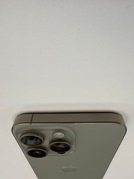 Б/в Мобільний телефон Apple iphone 15 pro max 256gb 01-200920497