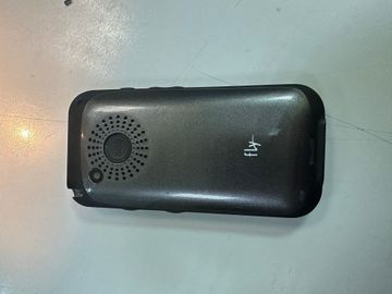 Б/у Мобільний телефон Fly ezzy 4 01-200924110