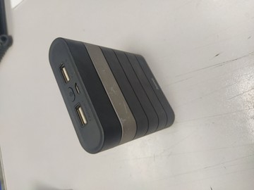 Б/у Повербанк Hama fabric 10 10000mah 01-200926979