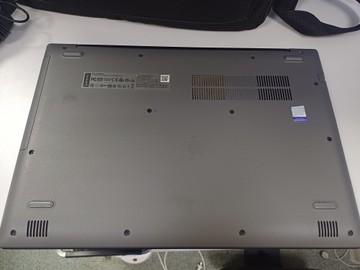 Б/в Ноутбук Lenovo 15/core i3 6006u ddr3/6gb ddr3/hdd 1200 gb/ssd *відсутній/geforce 920mx 2gb 01-200975314