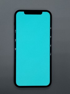 Б/в Мобільний телефон Apple iphone 12 64gb 01-200975017