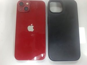 Б/в Мобільний телефон Apple iphone 13 128gb 01-200981743