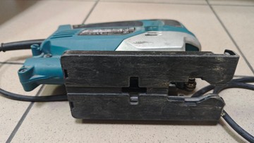 Б/в Електролобзик Makita jv0600k 01-200991237