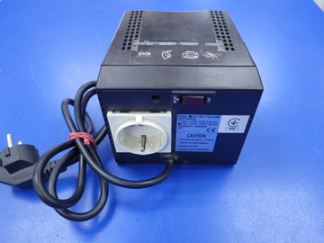 Б/в Стабілізатор напруги Powercom tca-1200 01-200983542