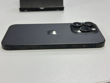 Б/в Мобільний телефон Apple iphone 15 pro 256gb 01-201003820