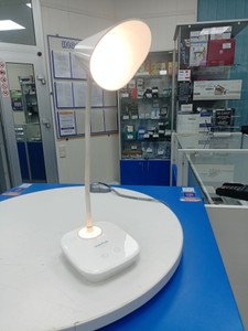 Б/в Лампа настільна Quantum qm-tl1030 01-201021422