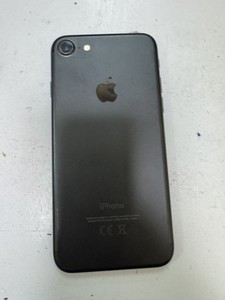 Б/в Мобільний телефон Apple iphone 7 32gb 01-201065742