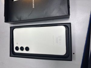 Б/в Мобільний телефон Samsung galaxy s23 8/128gb 01-201116951