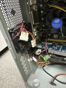 Б/в Системний блок Пк intel pentium g3220/ram 2 gb/hdd 300 gb/ssd відсутній/nvidia gtx 260 (geforce) 896 mb gddr3 448bit 01-201135805