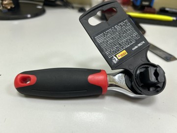 Б/в Ключ-тріскачка Belt без виробника 01-201165005