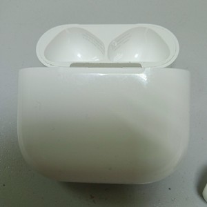 Б/в Навушники Apple airpods 4 with active noise cancellation 01-201166222
