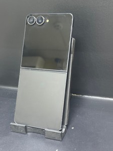 Б/в Мобільний телефон Samsung galaxy flip7 12/512gb 01-201168984