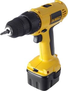 Акумуляторний дриль 12V Dewalt dw 907 k2