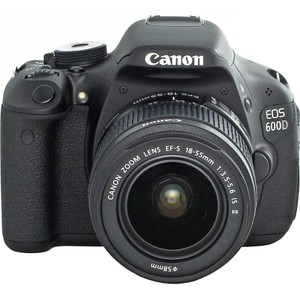 Canon eos 600d+ efs 18-135 1:3.5-5.6 is+ef 50mm 1:1.8 ii