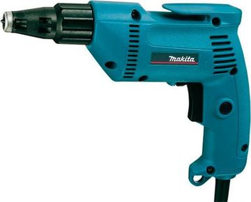 Шуруповерт 220V Makita 6821