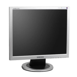 Samsung syncmaster 913n