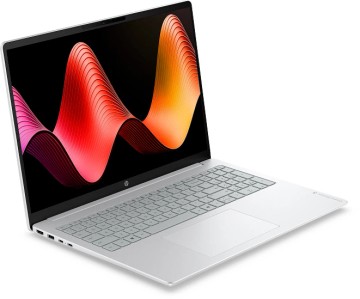 Hp omnibook/amd ryzen 5 130/ram24gb ddr5/ssd512gb/radeon 660m