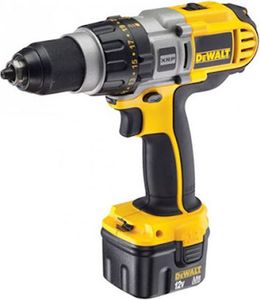 Шуруповерт Dewalt dcd940