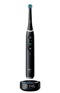 Oral-B io series 10 cosmic