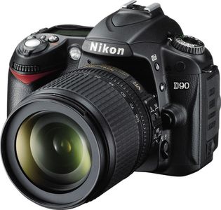 Nikon d90/ af-s dx nikor 18-105mm1:3.5-5.6g ed vr
