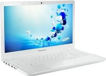 Samsung 15/pentium 2117u ddr3/4gb ddr3/hdd 500 gb/*інтегрована